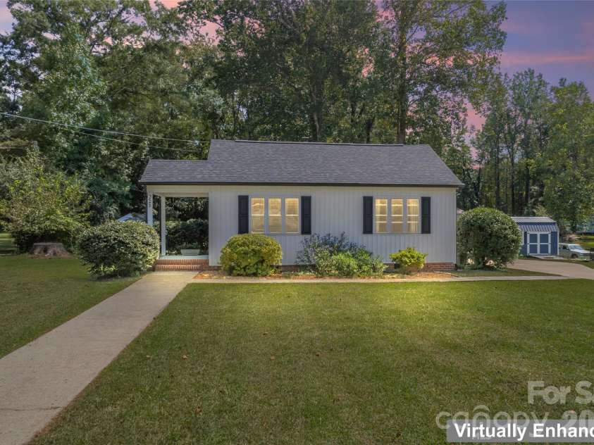 223 Wiley Avenue, York, SC 29745.  MLS# CAR4369361, YatesRealty ID 11286. 