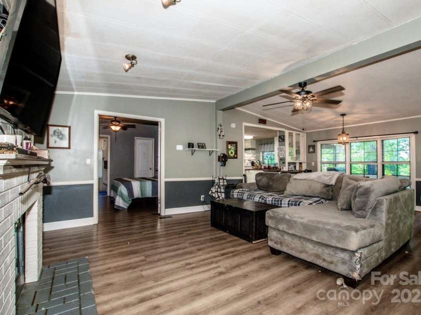 7733 Skyline Drive, Sherrills Ford, NC 28673.  MLS# CAR4252514, YatesRealty ID 11286. 