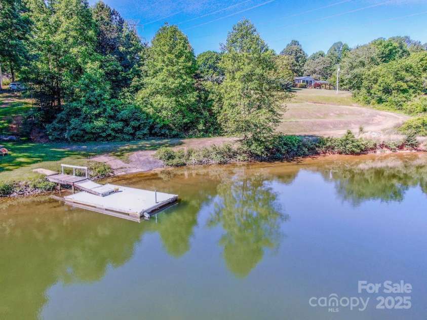 7733 Skyline Drive, Sherrills Ford, NC 28673.  MLS# CAR4252514, YatesRealty ID 11286. 