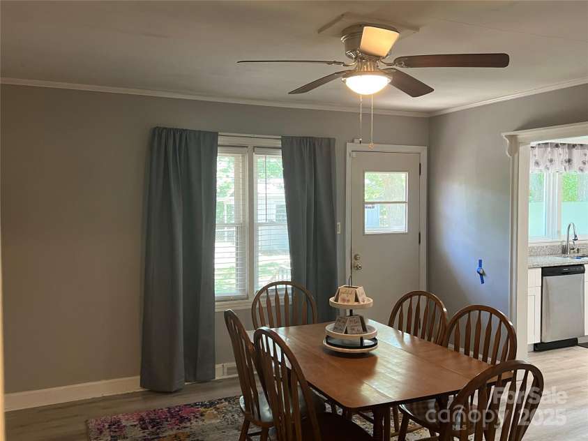 5 Hamden Circle, Cheraw, SC 29520.  MLS# CAR4256305, YatesRealty ID 11287. 