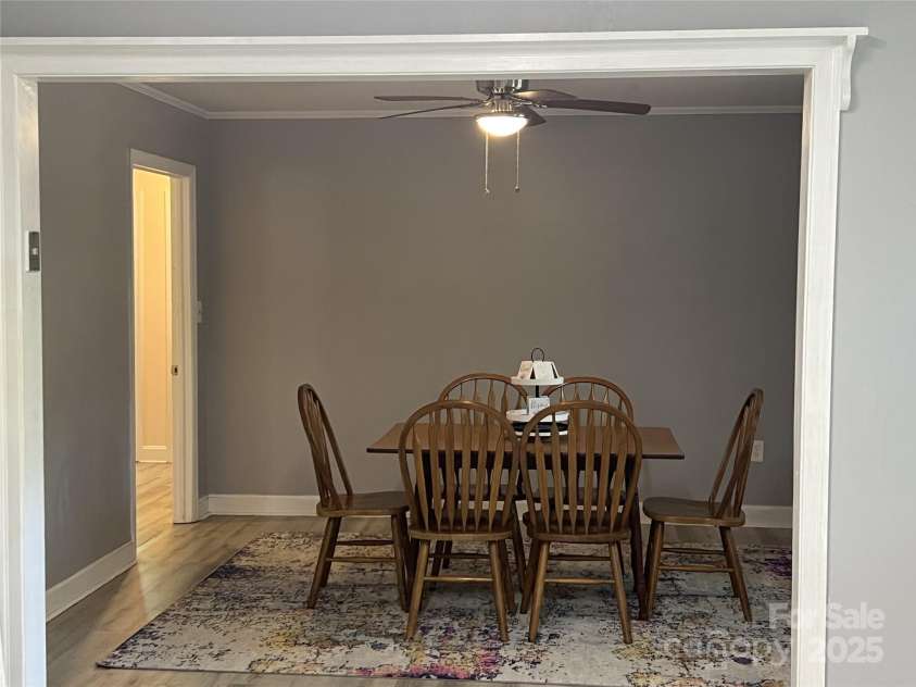 5 Hamden Circle, Cheraw, SC 29520.  MLS# CAR4256305, YatesRealty ID 11287. 