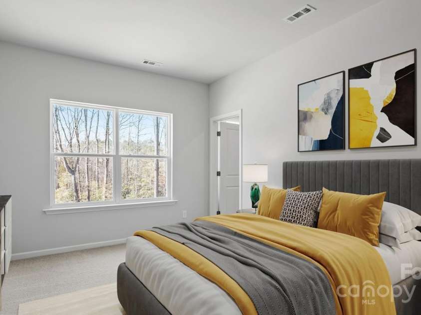 2914 Sloan Drive, Charlotte, NC 28208.  MLS# CAR4256666, YatesRealty ID 11288. Virtually Staged