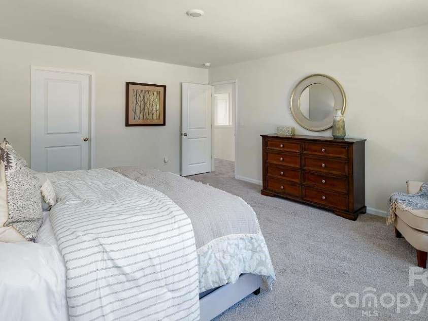 602 Dazzle Loop, Newton, NC 28658.  MLS# CAR4369378, YatesRealty ID 11288. 