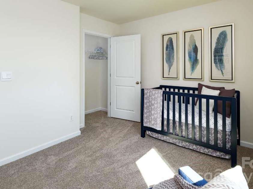 602 Dazzle Loop, Newton, NC 28658.  MLS# CAR4369378, YatesRealty ID 11288. 