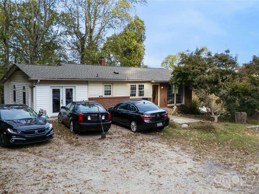 143 Dogwood Acres Loop, Marion, NC 28752.  MLS# CAR4316722, YatesRealty ID 1129. 