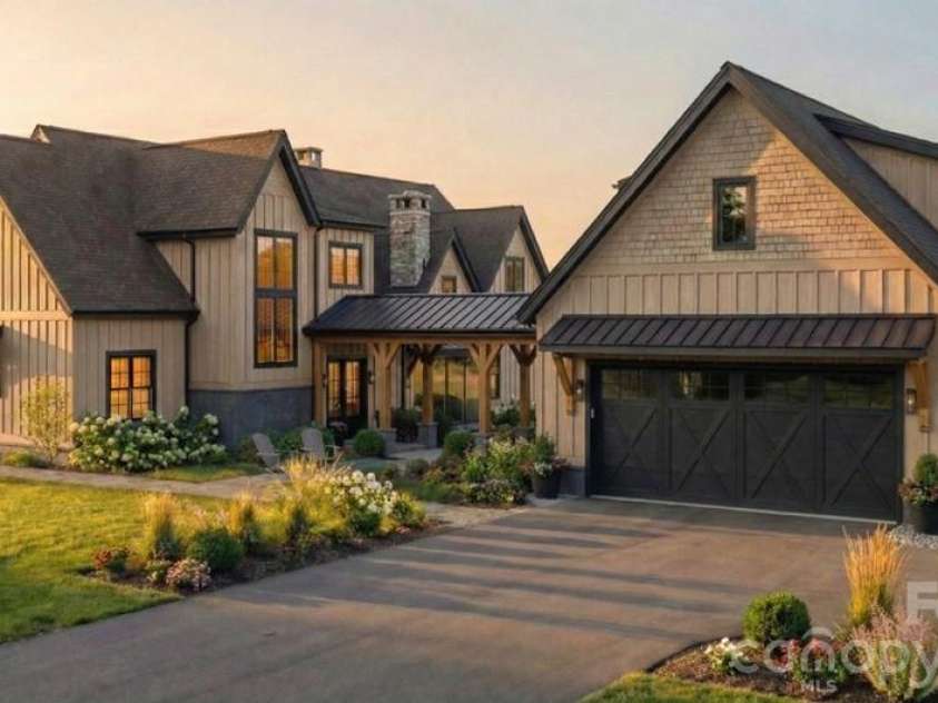 190 Blackberry Inn Road, Weaverville, NC 28787.  MLS# CAR4325654, YatesRealty ID 1129. Color Choice 1