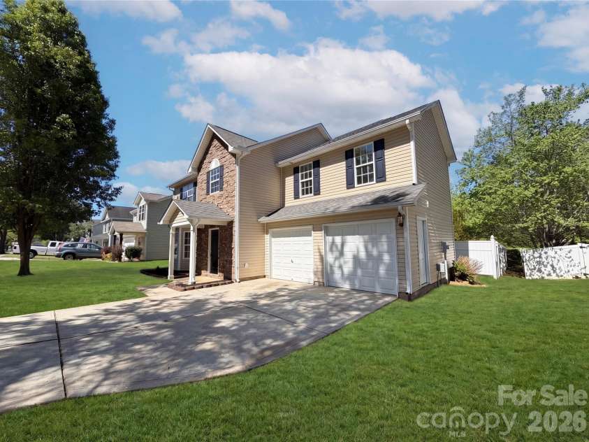 8236 Chilkoot Lane, Locust, NC 28097.  MLS# CAR4369405, YatesRealty ID 11291. 