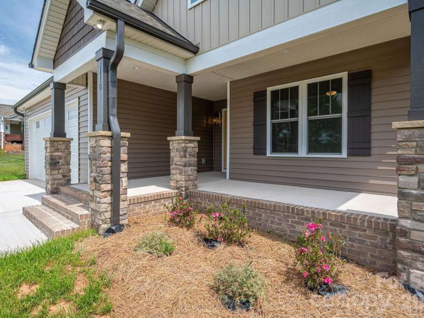 110 Alf Hoover Road, Lincolnton, NC 28092.  MLS# CAR4367232, YatesRealty ID 11292. Front Porch