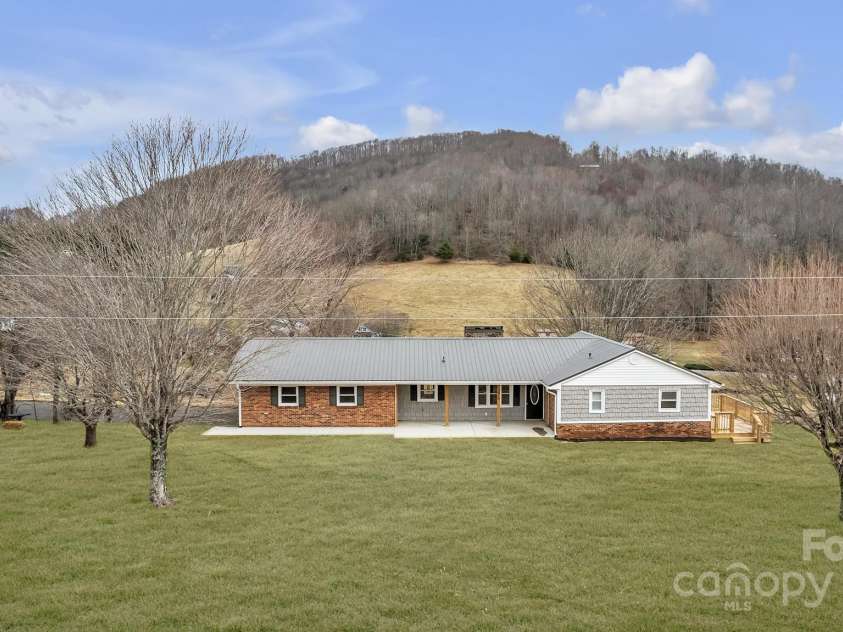 276 Bob McNeill Road, West Jefferson, NC 28694.  MLS# CAR4256649, YatesRealty ID 11292. 