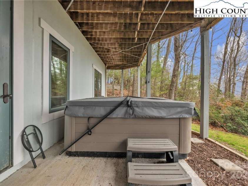 244 Gap Trail, Fleetwood, NC 28626.  MLS# CAR4256729, YatesRealty ID 11293. 