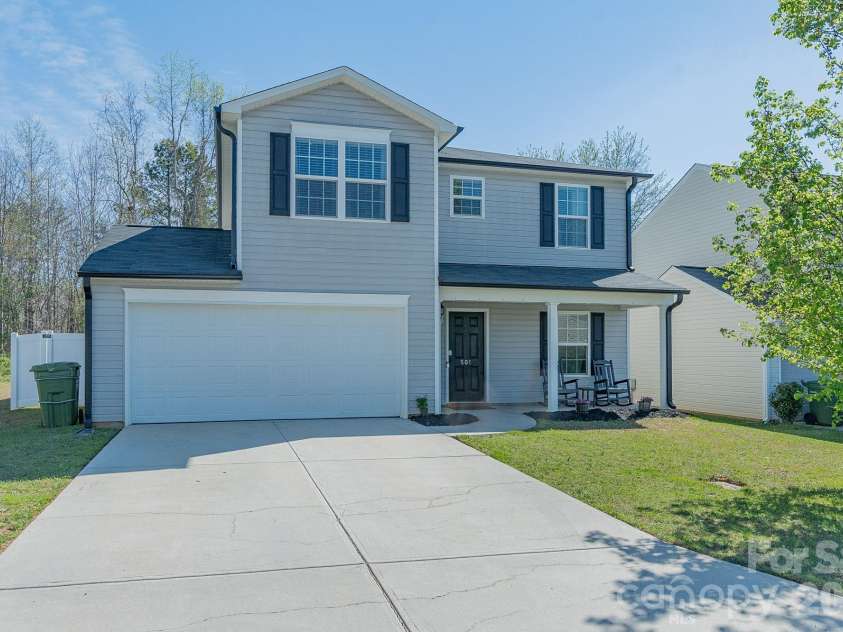 501 Caden Village Circle, Lexington, NC 27295.  MLS# CAR4363549, YatesRealty ID 11293. 