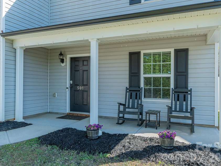 501 Caden Village Circle, Lexington, NC 27295.  MLS# CAR4363549, YatesRealty ID 11293. 