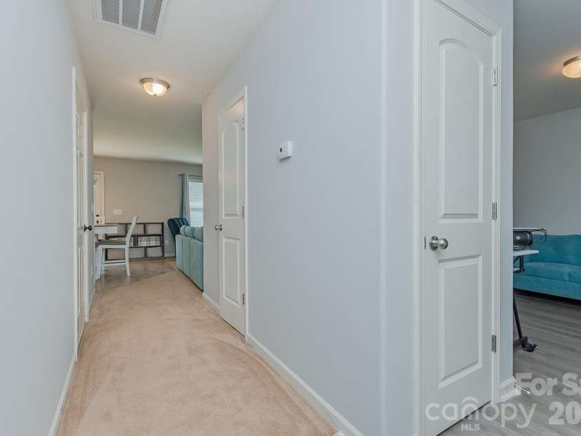 501 Caden Village Circle, Lexington, NC 27295.  MLS# CAR4363549, YatesRealty ID 11293. 