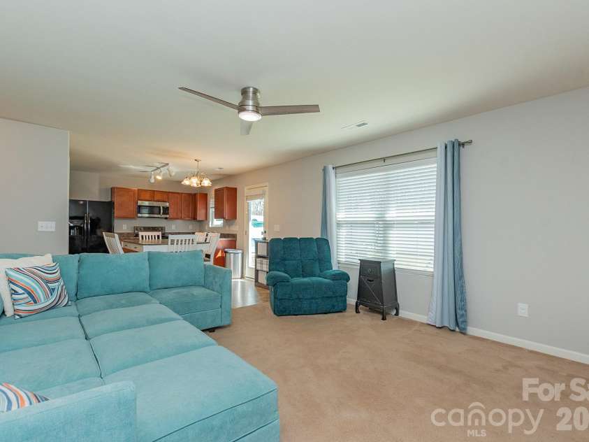 501 Caden Village Circle, Lexington, NC 27295.  MLS# CAR4363549, YatesRealty ID 11293. 