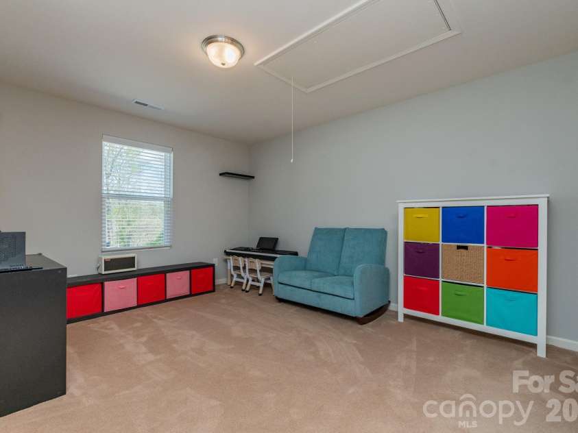 501 Caden Village Circle, Lexington, NC 27295.  MLS# CAR4363549, YatesRealty ID 11293. 