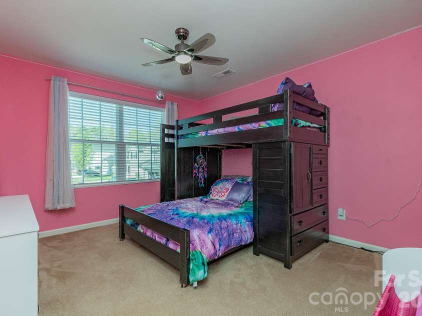 501 Caden Village Circle, Lexington, NC 27295.  MLS# CAR4363549, YatesRealty ID 11293. 