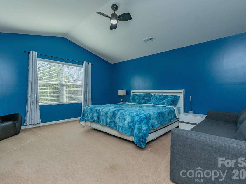 501 Caden Village Circle, Lexington, NC 27295.  MLS# CAR4363549, YatesRealty ID 11293. 