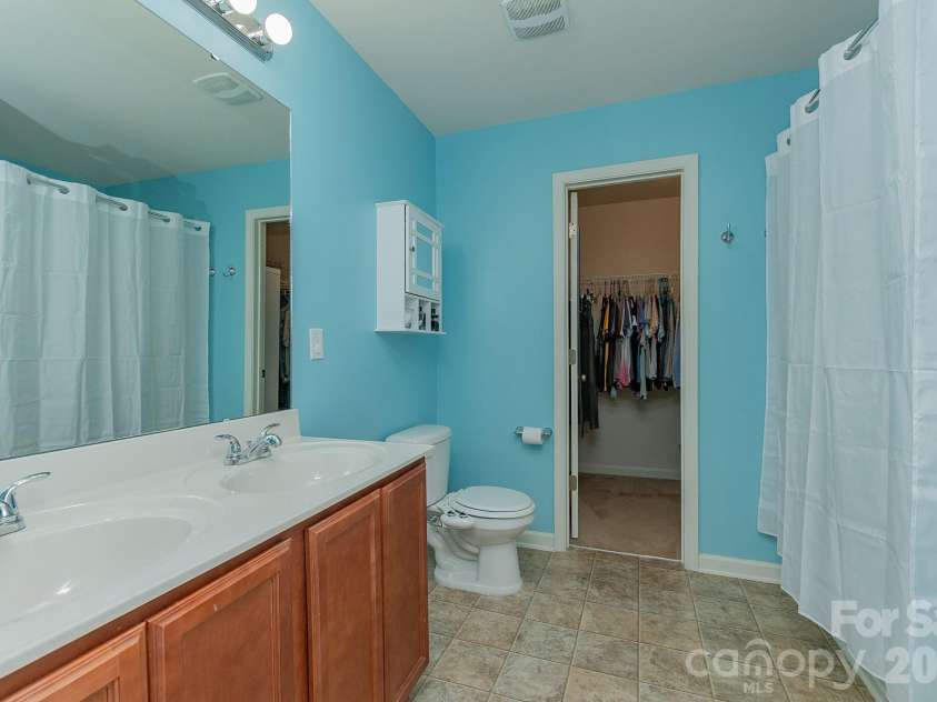 501 Caden Village Circle, Lexington, NC 27295.  MLS# CAR4363549, YatesRealty ID 11293. 