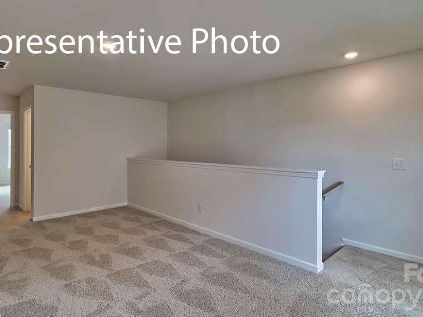 6519 Barcelona Way, Charlotte, NC 28214.  MLS# CAR4387546, YatesRealty ID 11296. 