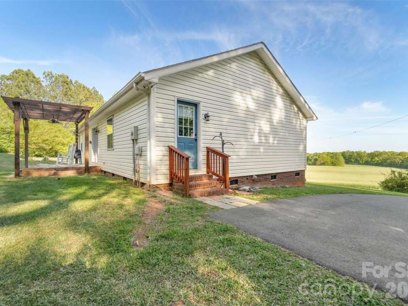 37445 Midway Road, Norwood, NC 28128.  MLS# CAR4369558, YatesRealty ID 11297. 