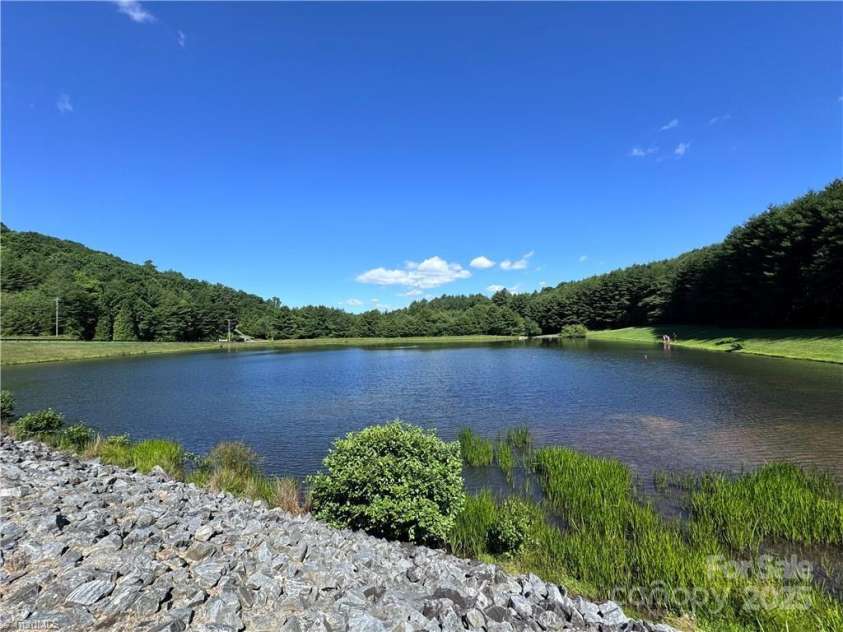 70 Paynes Court, Roaring Gap, NC 28668.  MLS# CAR4253992, YatesRealty ID 11299. 