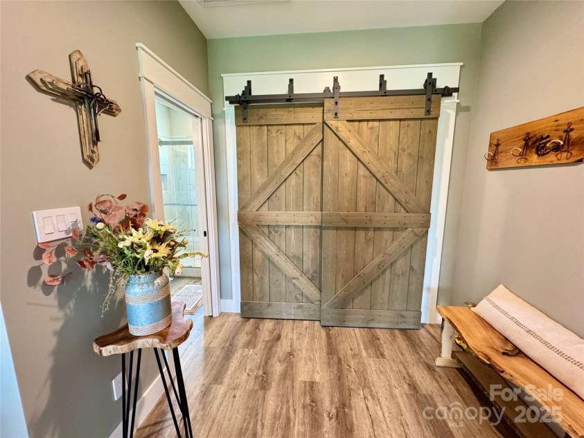 70 Paynes Court, Roaring Gap, NC 28668.  MLS# CAR4253992, YatesRealty ID 11299. 