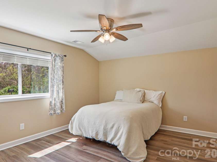 111 Crawford Street, Landrum, SC 29356.  MLS# CAR4369383, YatesRealty ID 11300. 