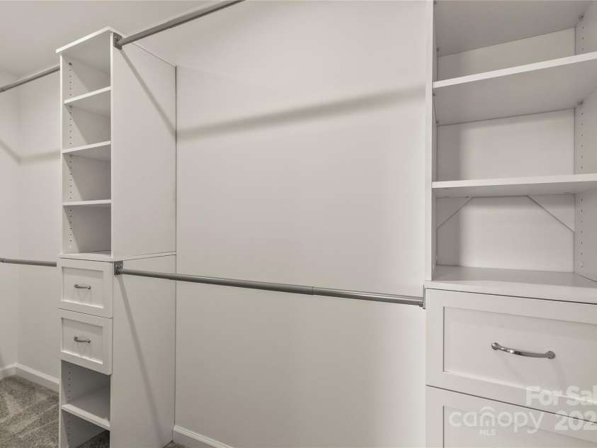 109 Poplar Street, Stanley, NC 28164.  MLS# CAR4246662, YatesRealty ID 11304. Primary walk in closet