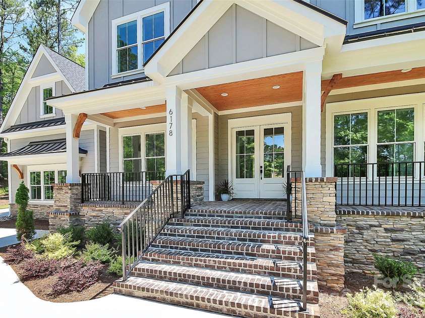 6178 Chimney Bluff Road, Lancaster, SC 29720.  MLS# CAR4172612, YatesRealty ID 11305. Welcome home!