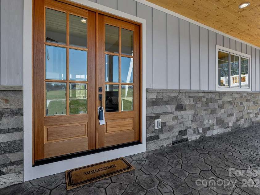 132 Golden Pasture Drive, Fletcher, NC 28732.  MLS# CAR4225018, YatesRealty ID 11306. Entrance