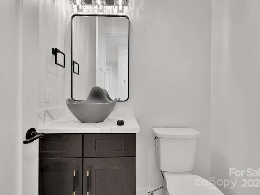 132 Golden Pasture Drive, Fletcher, NC 28732.  MLS# CAR4225018, YatesRealty ID 11306. Half Bath