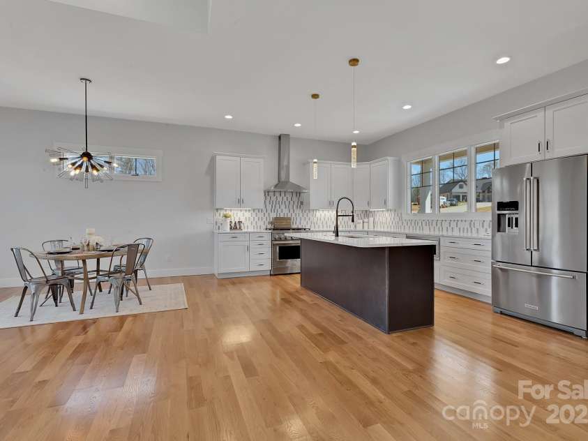 132 Golden Pasture Drive, Fletcher, NC 28732.  MLS# CAR4225018, YatesRealty ID 11306. Kitchen