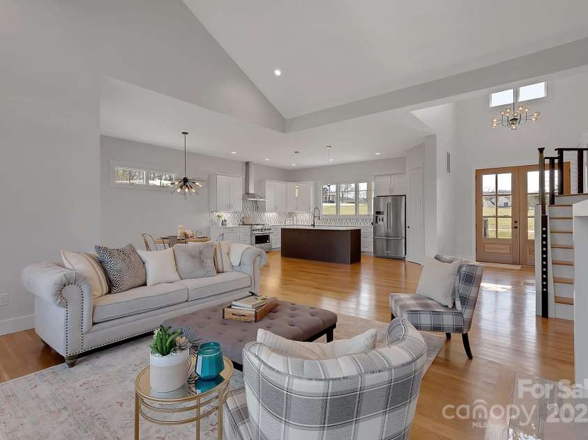 132 Golden Pasture Drive, Fletcher, NC 28732.  MLS# CAR4225018, YatesRealty ID 11306. Living Room