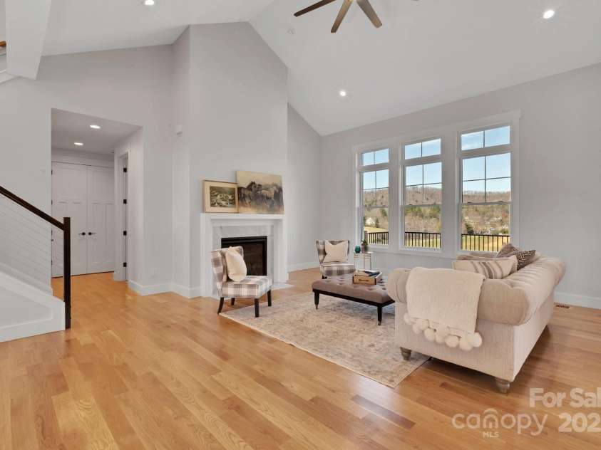 132 Golden Pasture Drive, Fletcher, NC 28732.  MLS# CAR4225018, YatesRealty ID 11306. Living Room