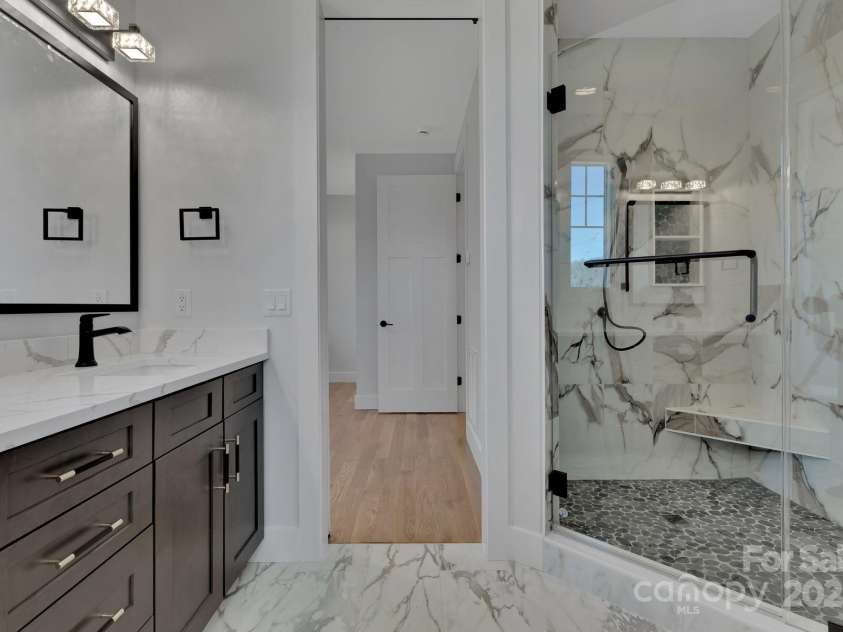 132 Golden Pasture Drive, Fletcher, NC 28732.  MLS# CAR4225018, YatesRealty ID 11306. Primary Bath