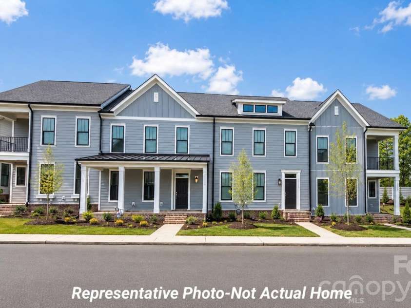 10225 Rainier Trail Drive, Huntersville, NC 28078.  MLS# CAR4341081, YatesRealty ID 11307. Example Front Exterior