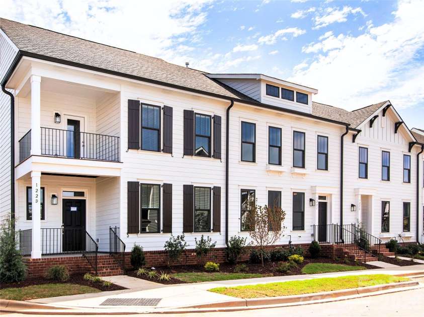 10225 Rainier Trail Drive, Huntersville, NC 28078.  MLS# CAR4341081, YatesRealty ID 11307. Example Front Exterior *Not actual home.