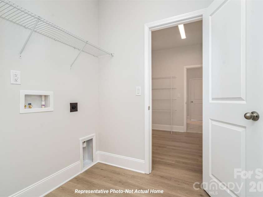 10225 Rainier Trail Drive, Huntersville, NC 28078.  MLS# CAR4341081, YatesRealty ID 11307. Laundry-Lower Level