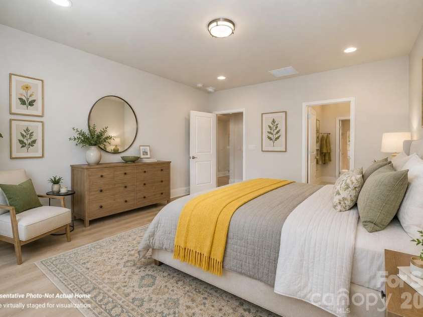 10225 Rainier Trail Drive, Huntersville, NC 28078.  MLS# CAR4341081, YatesRealty ID 11307. Main Bedroom-Virtually Staged