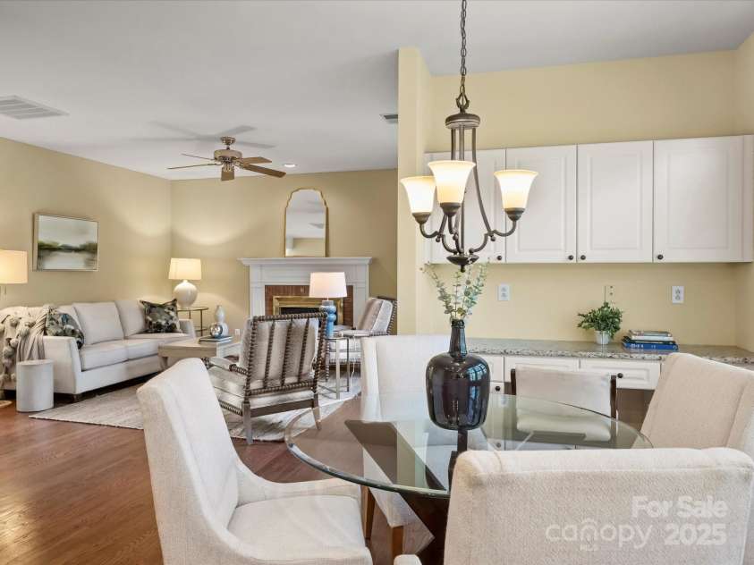 213 Walnut Point Drive, Matthews, NC 28105.  MLS# CAR4246616, YatesRealty ID 11307. 