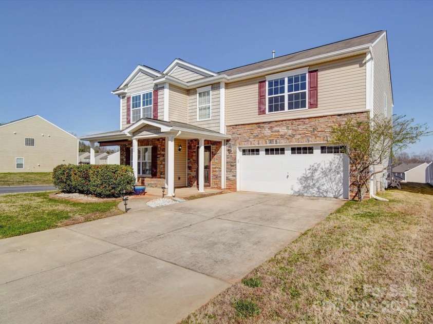 1000 Sweetgum Street, Gastonia, NC 28054.  MLS# CAR4232929, YatesRealty ID 11308. 