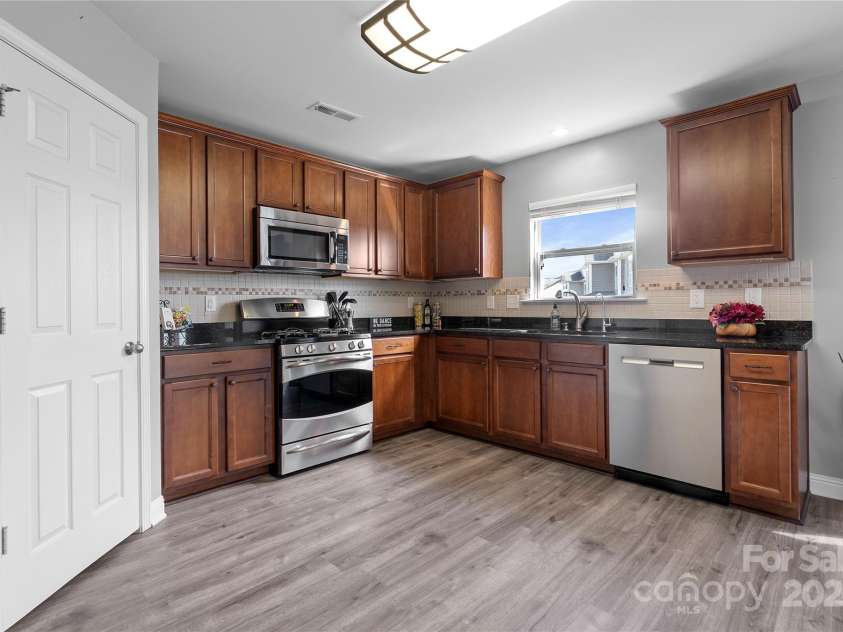 1000 Sweetgum Street, Gastonia, NC 28054.  MLS# CAR4309075, YatesRealty ID 11308. 