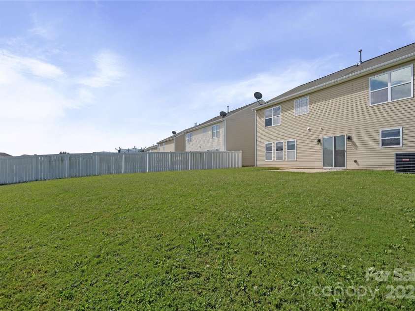 1000 Sweetgum Street, Gastonia, NC 28054.  MLS# CAR4309075, YatesRealty ID 11308. 