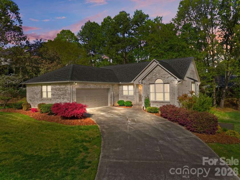 406 Vincent Court, Salisbury, NC 28146.  MLS# CAR4369623, YatesRealty ID 11308. 