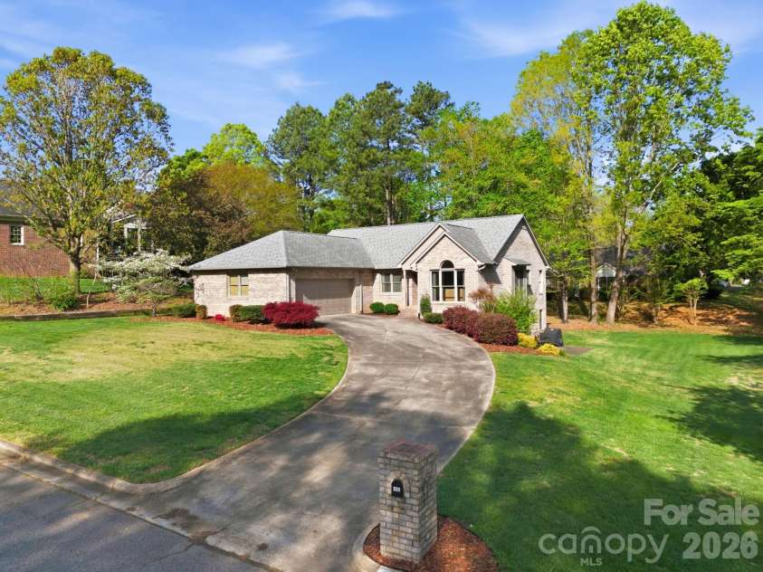 406 Vincent Court, Salisbury, NC 28146.  MLS# CAR4369623, YatesRealty ID 11308. 