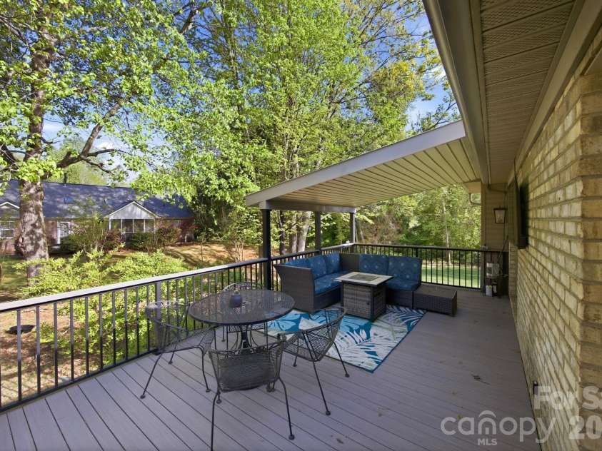 406 Vincent Court, Salisbury, NC 28146.  MLS# CAR4369623, YatesRealty ID 11308. 