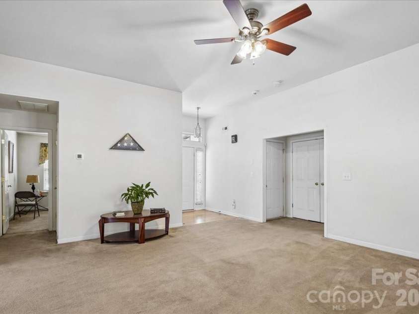 2127 Candlelight Woods Drive, Matthews, NC 28105.  MLS# CAR4369678, YatesRealty ID 11309. 