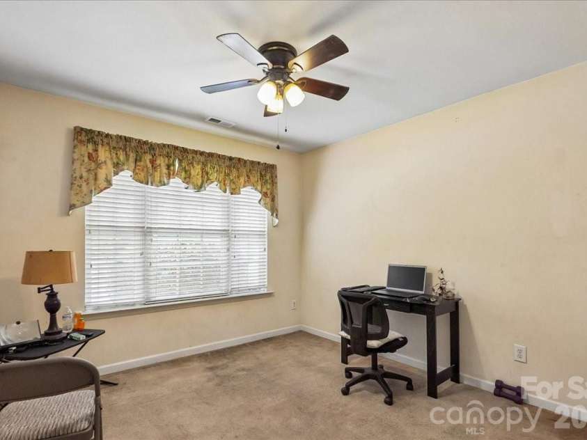 2127 Candlelight Woods Drive, Matthews, NC 28105.  MLS# CAR4369678, YatesRealty ID 11309. 