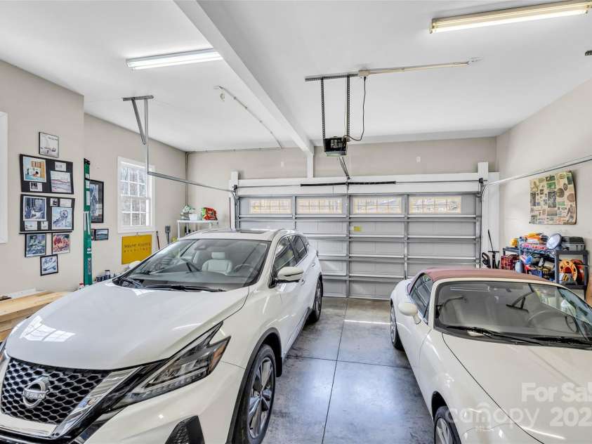 315 Muirfield Way, Salisbury, NC 28144.  MLS# CAR4239238, YatesRealty ID 11312. Garage