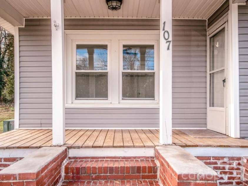 107 Rose Street, Mount Holly, NC 28120.  MLS# CAR4369199, YatesRealty ID 11313. 